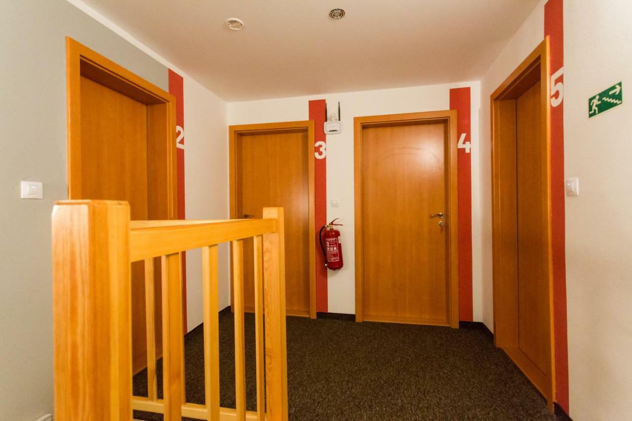 Апарт отель Ferienhaus Iva - Klinovec Лоучна-под-Клиновцем Экстерьер фото